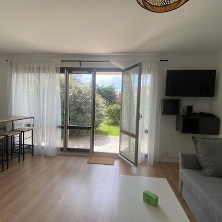 Beautiful Flat For 4 Very Closed To The Beach Cabourg Exterior photo